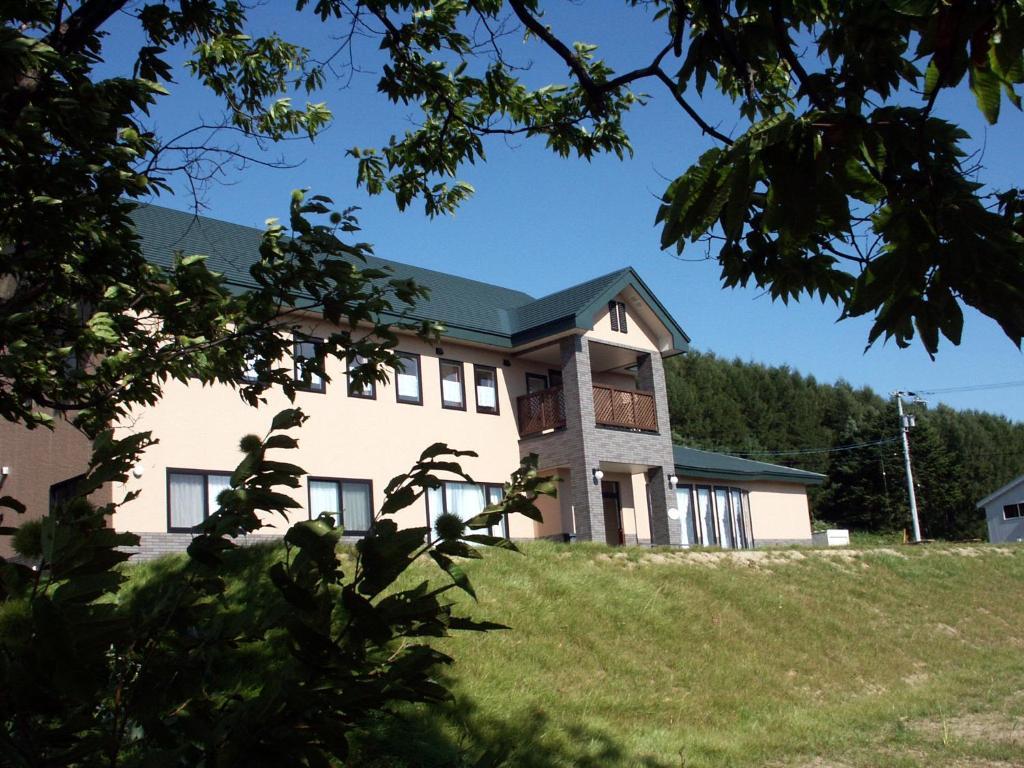 Pension And Restaurant La Collina Nakafurano Bagian luar foto